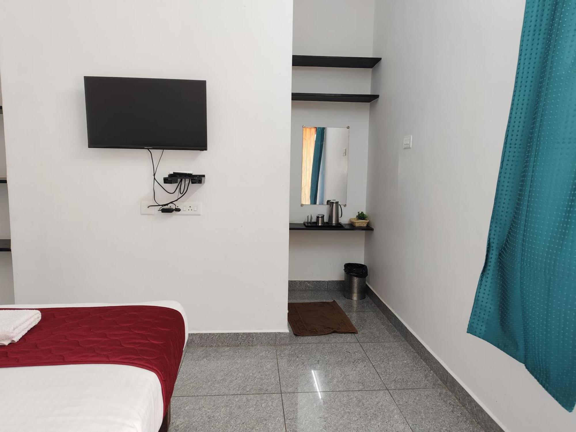 De' Capital Hotel 蓬蒂切里 外观 照片